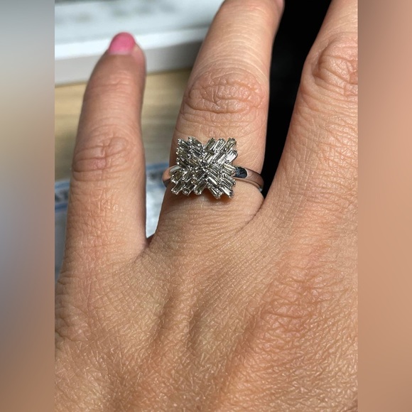 K18 18k Real Gold Japan Natural Diamonds baguette ring WG with certificate - Picture 4 of 11